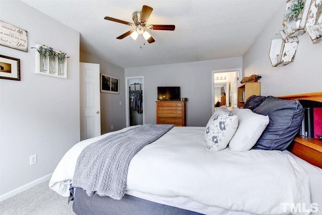 240 Adefield Lane, Holly Springs, NC 27540