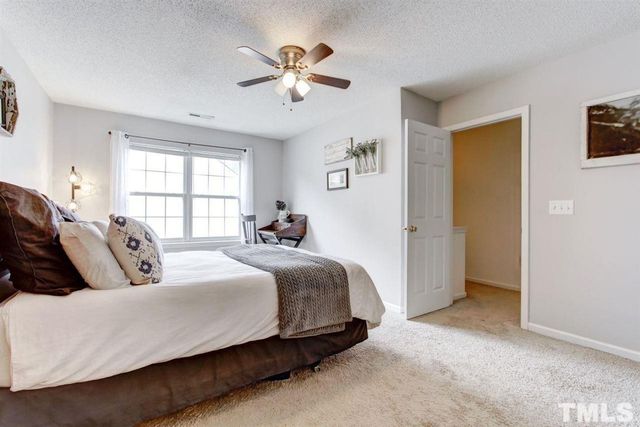 240 Adefield Lane, Holly Springs, NC 27540