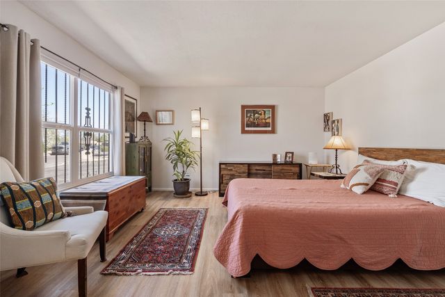 2863 Plaza Rojo, Santa Fe, NM 87507