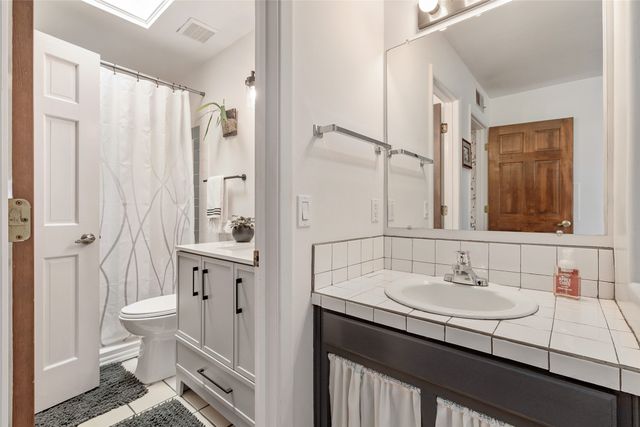 2863 Plaza Rojo, Santa Fe, NM 87507