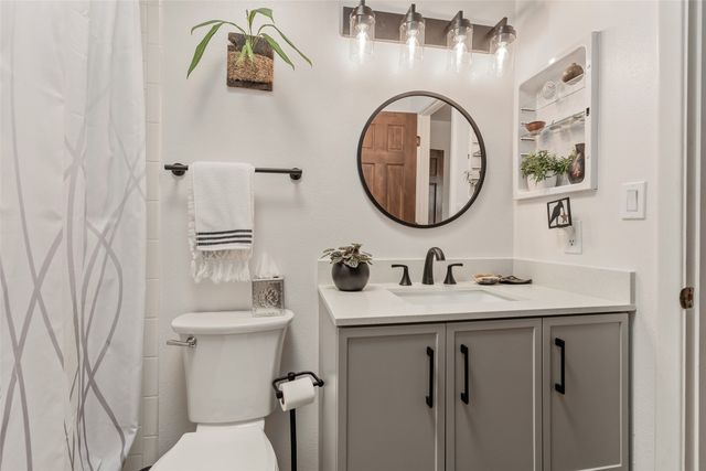 2863 Plaza Rojo, Santa Fe, NM 87507