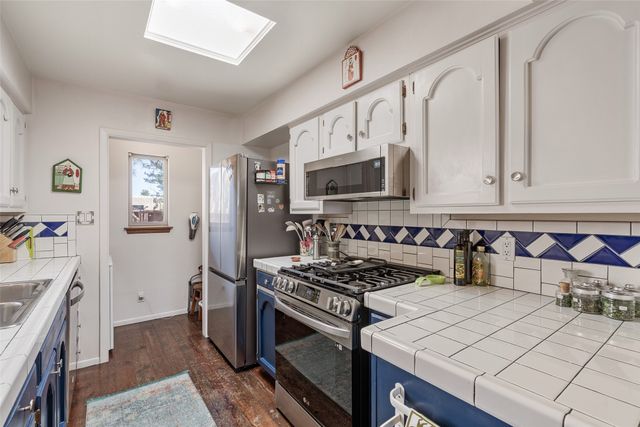 2863 Plaza Rojo, Santa Fe, NM 87507