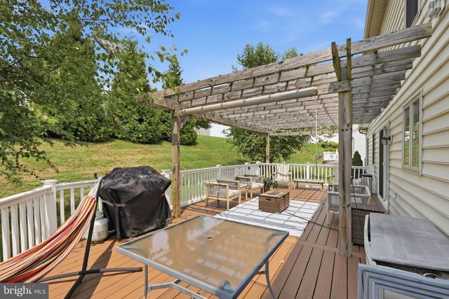 140 EAGLE PATH, Mountville, PA 17554