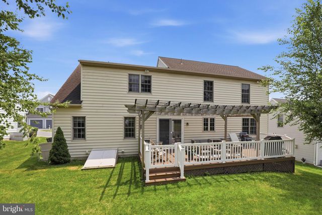 140 EAGLE PATH, Mountville, PA 17554