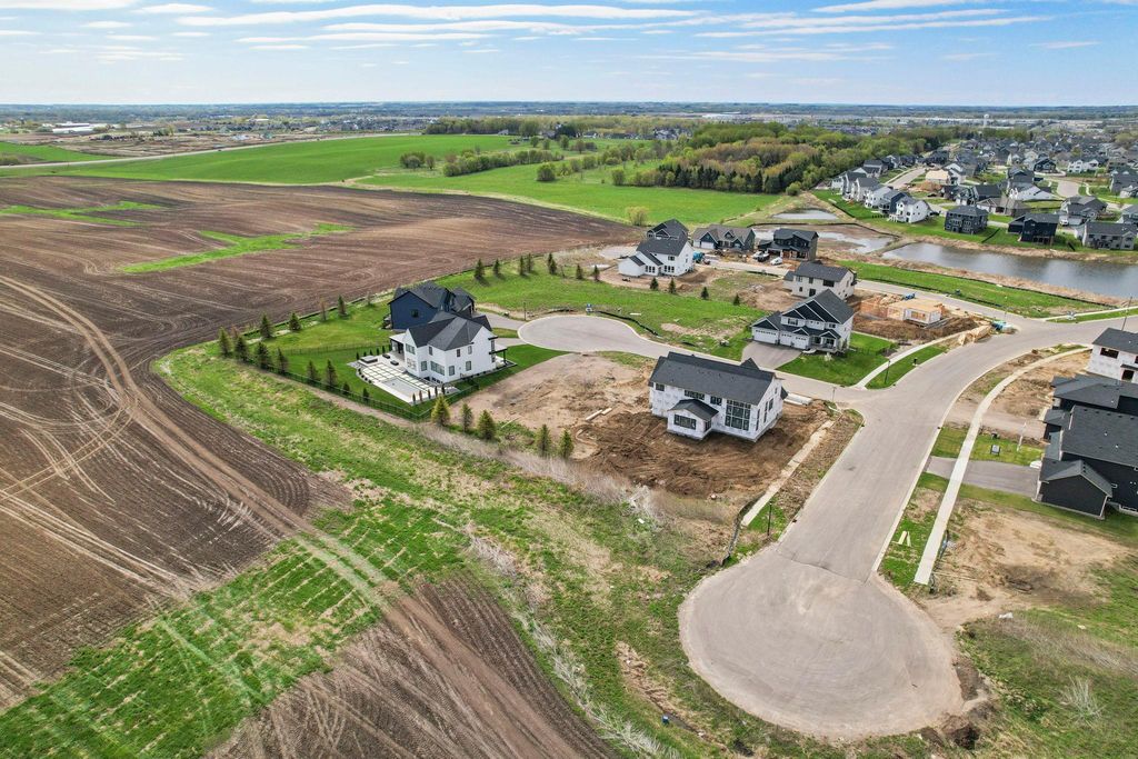 19522 Hadler Court, Lakeville, MN 55044 — exterior