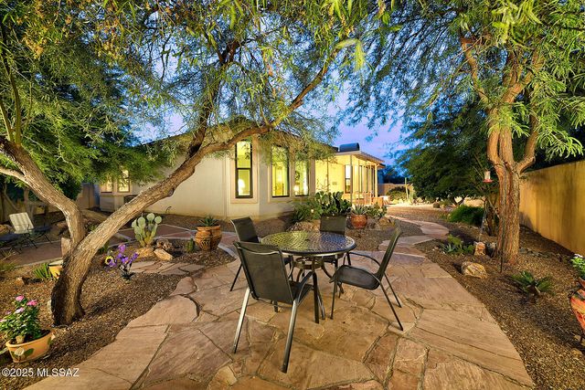 108 Silverstone Place, Tucson, AZ 85737