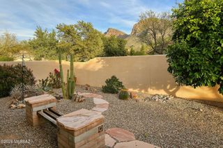 108 Silverstone Place, Tucson, AZ 85737