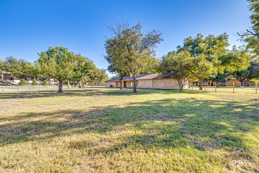 Image 38 of property listing at 1514 Sun Valley Lane, San Angelo, TX 76904