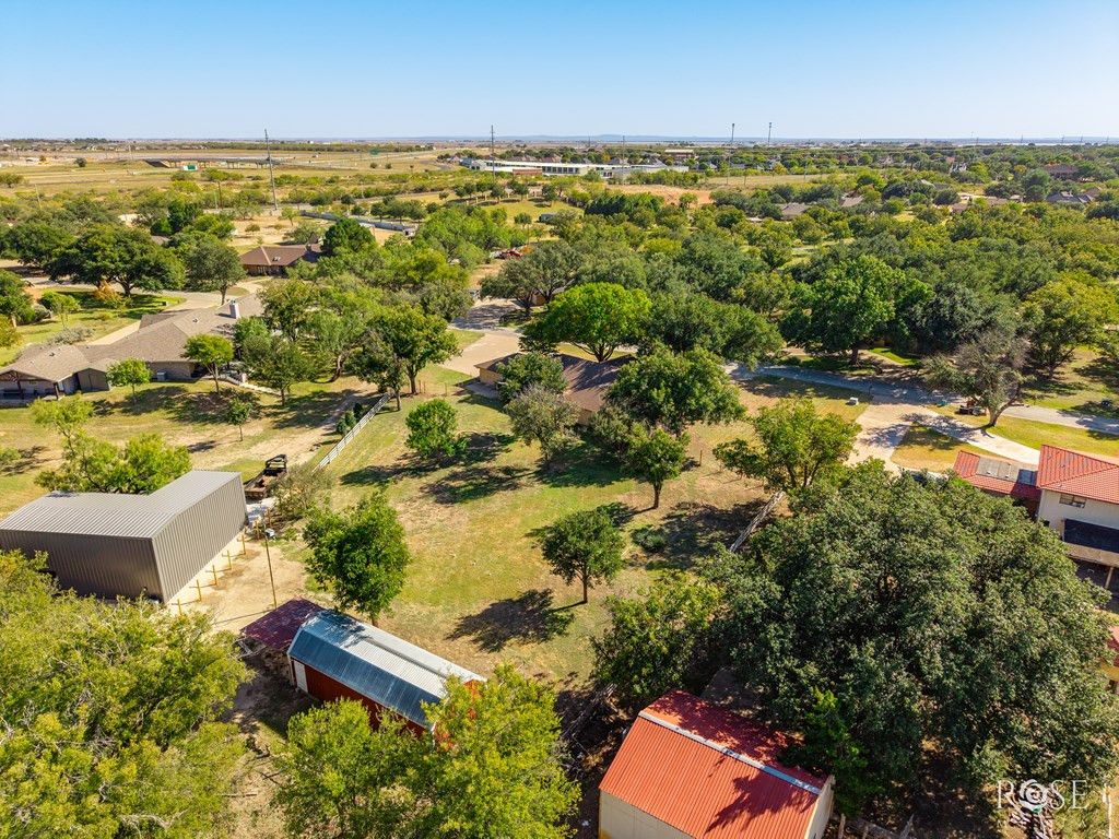 Image 43 of property listing at 1514 Sun Valley Lane, San Angelo, TX 76904