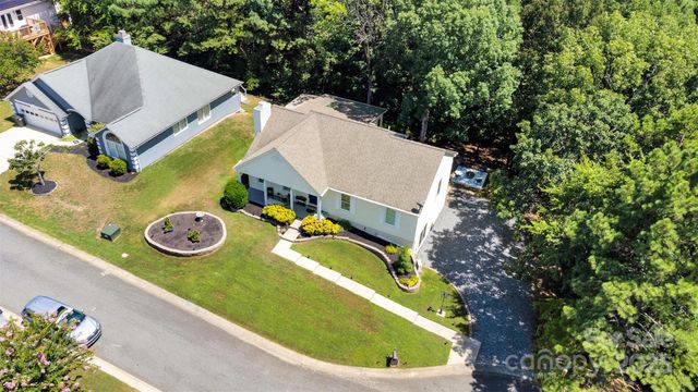 12017 Baywoods Drive, Tega Cay, SC 29708