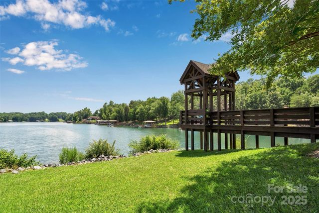12017 Baywoods Drive, Tega Cay, SC 29708