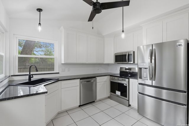 7002 Quail Wilde, San Antonio, TX 78250