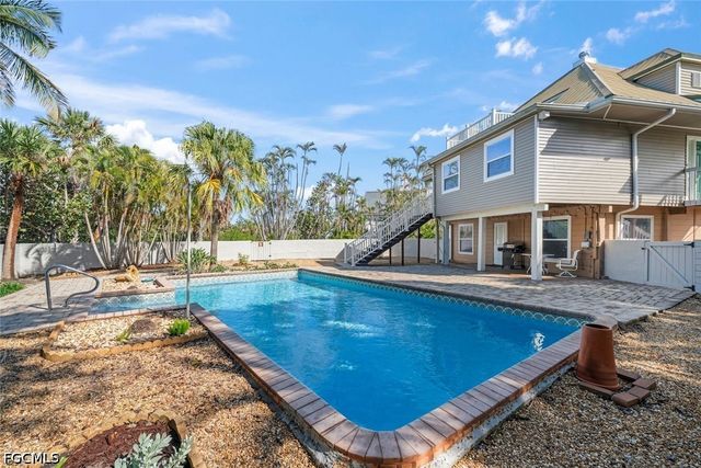 1410 Sand Castle RD, Sanibel, FL 33957