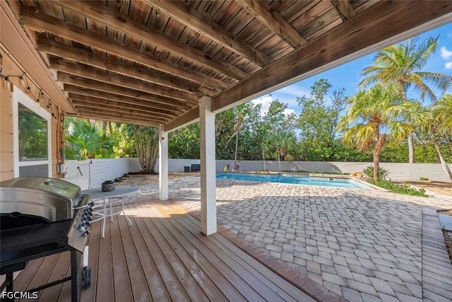 1410 Sand Castle RD, Sanibel, FL 33957