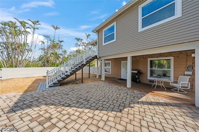 1410 Sand Castle RD, Sanibel, FL 33957