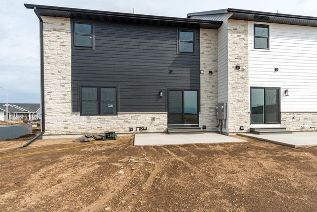 1628 Red Clover STREET, Holmen, WI 54636