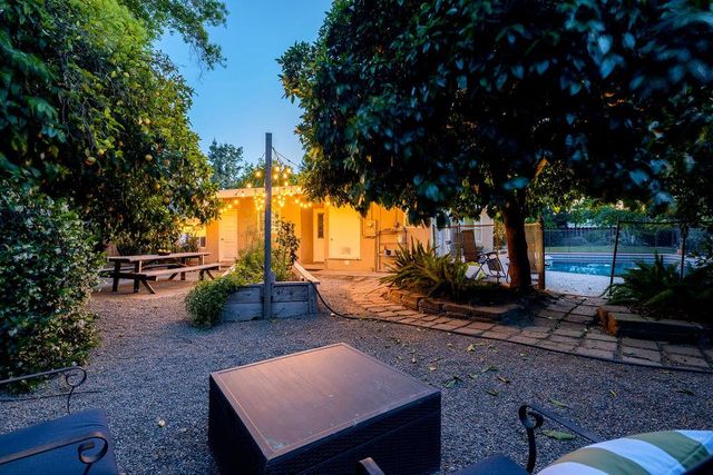 1264 W Celeste Avenue, Fresno, CA 93711
