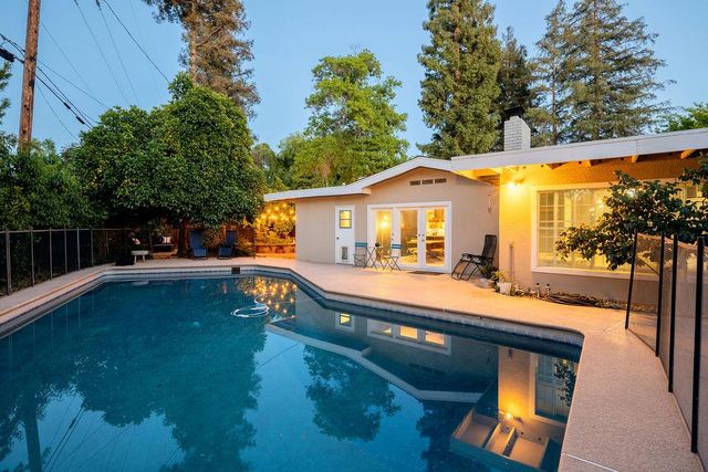 1264 W Celeste Avenue, Fresno, CA 93711