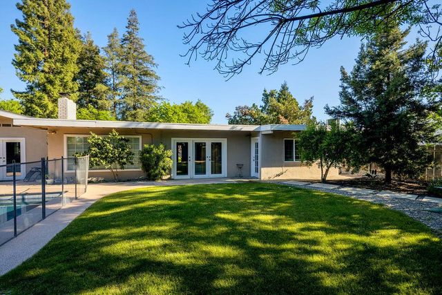 1264 W Celeste Avenue, Fresno, CA 93711