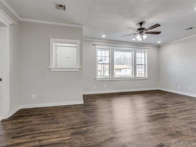 710 E 33rd Street N, Tulsa, OK 74106