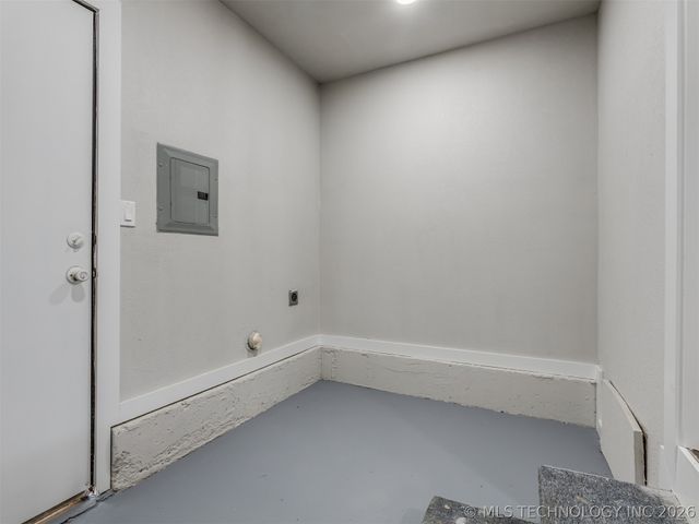 710 E 33rd Street N, Tulsa, OK 74106