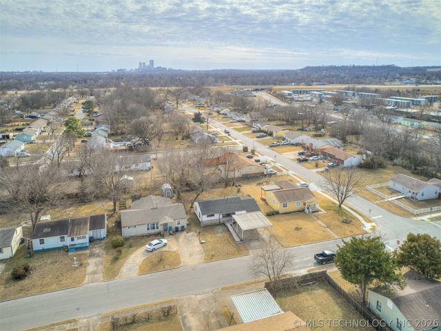 710 E 33rd Street N, Tulsa, OK 74106