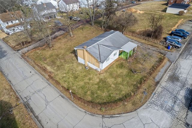 3818 Grant St, South Park, PA 15129