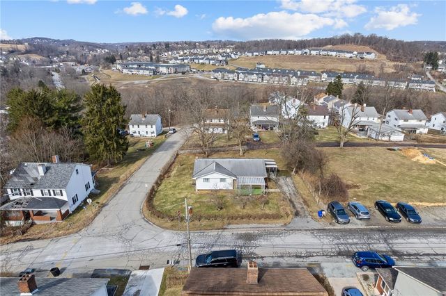 3818 Grant St, South Park, PA 15129