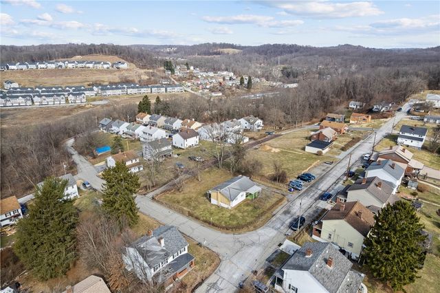 3818 Grant St, South Park, PA 15129