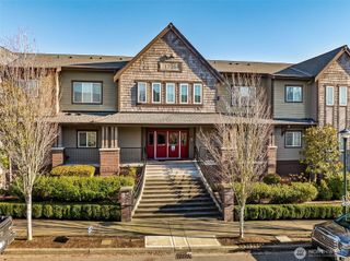 1736 10th Avenue NE #C208, Issaquah, WA 98029