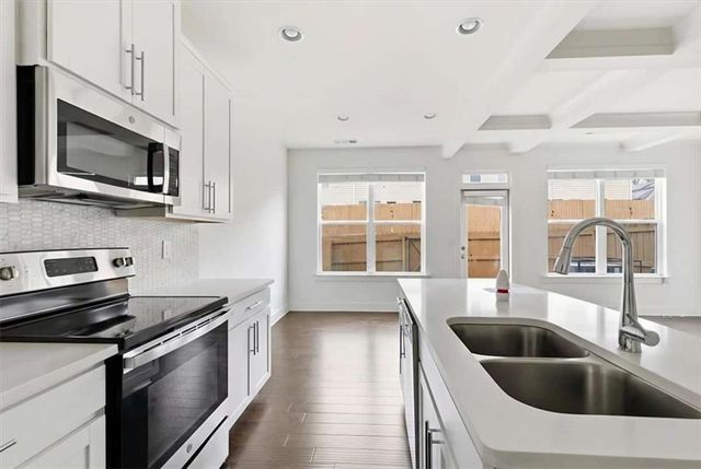 2230 Mulsanne Drive, Lithonia, GA 30058