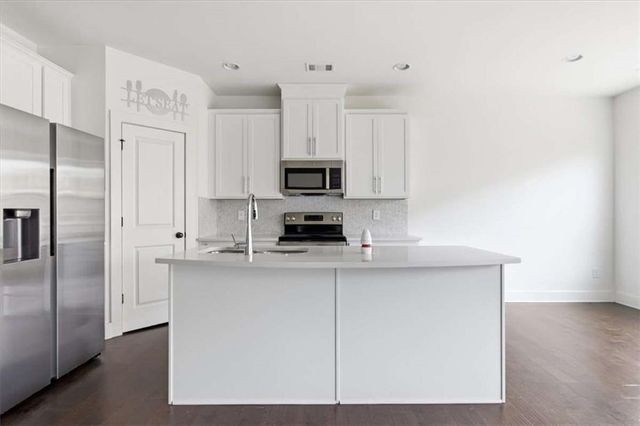 2230 Mulsanne Drive, Lithonia, GA 30058