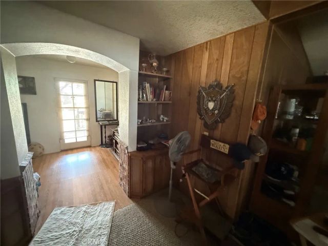 19536 Valle Vista Road, Phelan, CA 92301