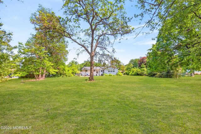 26 Dawn Cypress Lane, Jackson, NJ 08527