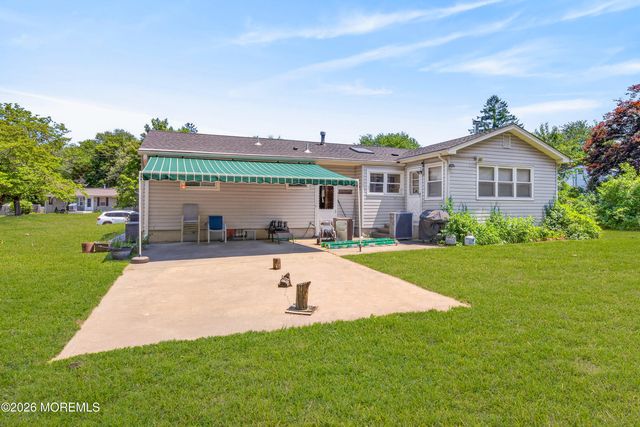 26 Dawn Cypress Lane, Jackson, NJ 08527