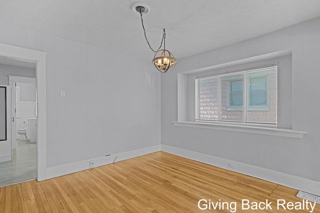 1227 Joosten Street SW, Wyoming, MI 49509