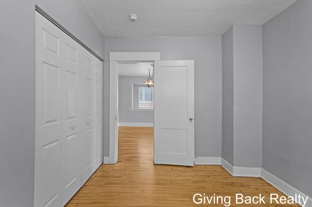 1227 Joosten Street SW, Wyoming, MI 49509