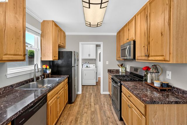 2001 Boynton Ave, Martinez, CA 94553