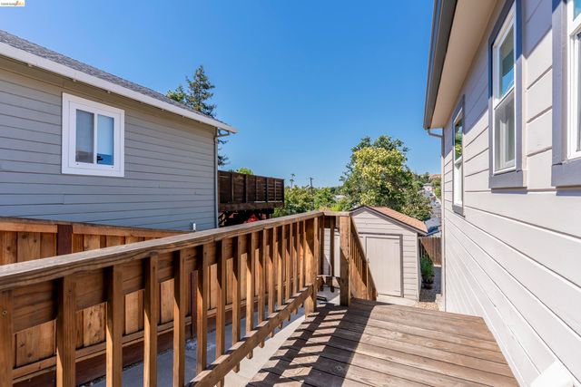 2001 Boynton Ave, Martinez, CA 94553