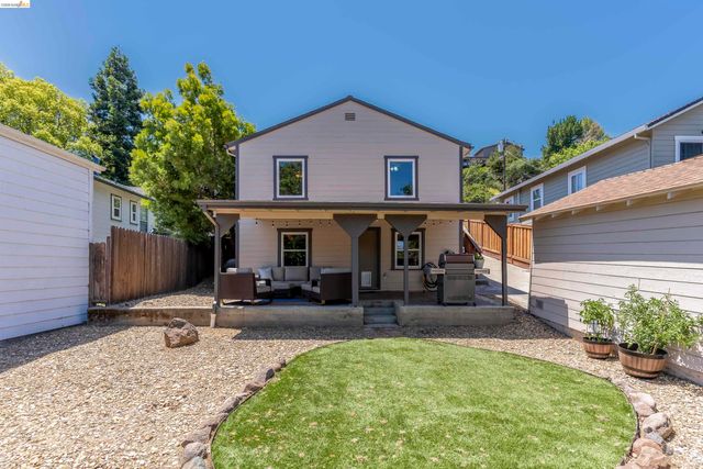 2001 Boynton Ave, Martinez, CA 94553