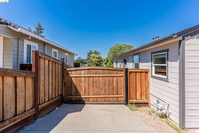 2001 Boynton Ave, Martinez, CA 94553