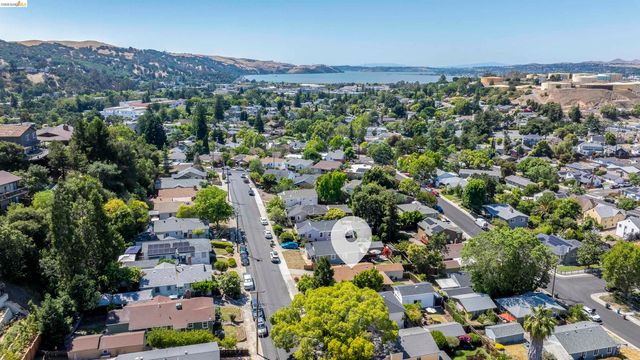 2001 Boynton Ave, Martinez, CA 94553