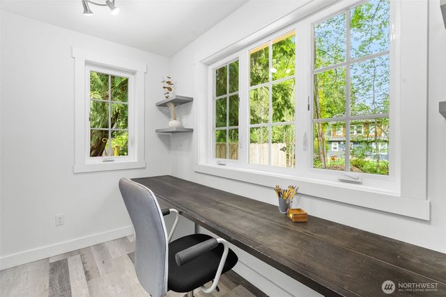 11837 Venice Loop NE, Bainbridge Island, WA 98110
