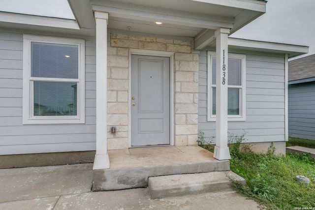 11838 FLYING ACES RD, Von Ormy, TX 78073
