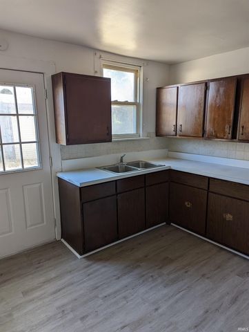 1309 N Fourth Avenue, Evansville, IN 47714