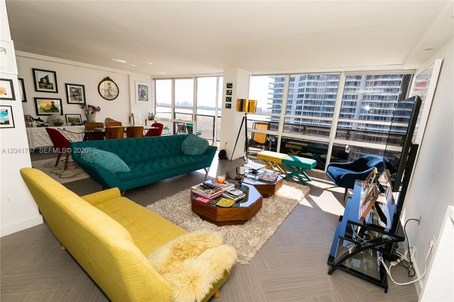 600 NE 36th St PH3, Miami, FL 33137