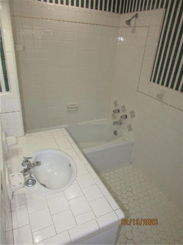 7425 Pake Road, Saraland, AL 36571