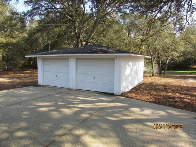 7425 Pake Road, Saraland, AL 36571