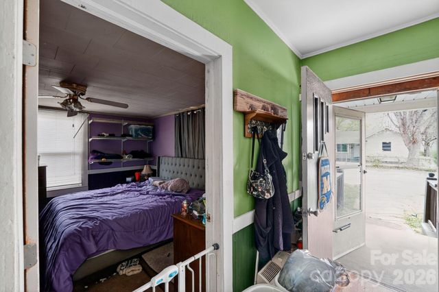 1043 Wellman Street, Gastonia, NC 28054