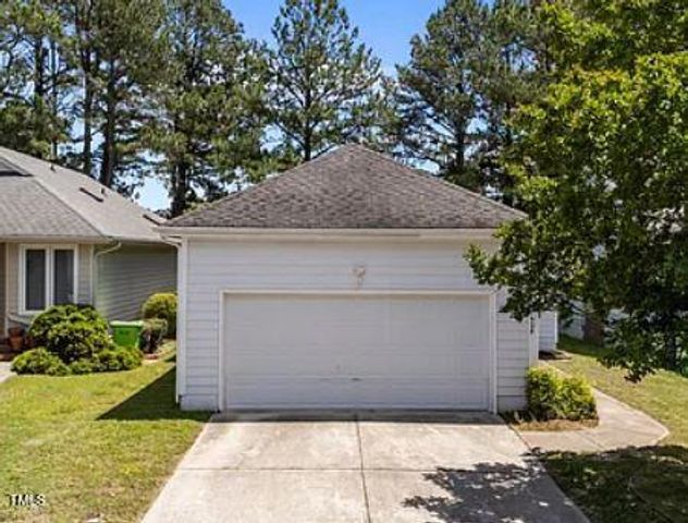 1928 Castle Pines Drive, Raleigh, NC 27604